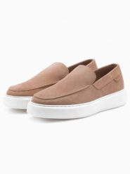 Zamszowe męskie półbuty slip on na grubej podeszwie – jasnobrązowe V3 OM-FOCS-0152 - 45. Brązowe eleganckie półbuty Ombre Clothing, z aplikacjami, z gumy, bez obcasa, bez zapięcia. Za 203.99 zł.