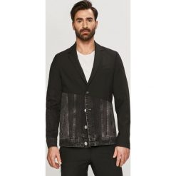 Desigual - Marynarka. Czarne garnitury Desigual, na co dzień, bez wzorów, klasyczne. W wyprzedaży za 699.90 zł.
