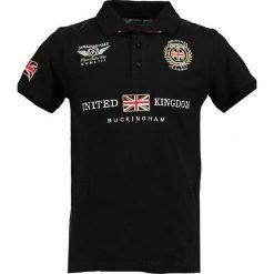 Koszulka polo "Kentupeak" w kolorze czarnym. Koszulki polo marki Canadian Peak, z aplikacjami, z bawełny, z klasycznym kołnierzykiem, z krótkim rękawem. W wyprzedaży za 130.95 zł.