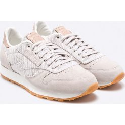 Reebok Classic - Buty Cl Leather Ebk. Buty sportowe casual marki Reebok Classic. W wyprzedaży za 179.90 zł.