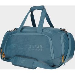 Torba sportowa 2w1 TPU211 - morska zieleń. Zielone torby na ramię 4F, bez wzorów, na ramię, bez dodatków. Za 179.99 zł.