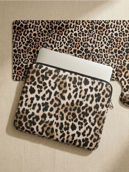 Torba na laptopa w panterkę - brązowy. Brązowe torby na laptopa Sinsay. Za 27.99 zł.