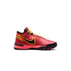 Buty Sportowe Męskie Nike Lbj Nxxt Genisus. Czerwone buty do koszykówki Nike, bez zapięcia, do koszykówki. Za 563.20 zł.