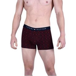Tommy Hilfiger Bokserki Męskie Cotton Icon Trunk Geo Folk Tango Red Um0Um00923-611 (Rozmiar Xl). Bokserki marki Tommy Hilfiger. W wyprzedaży za 101.00 zł.
