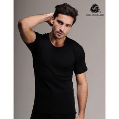 Bielizna termoaktywna męska merino z krótkim rękawem Woolona. Czarna bielizna termoaktywna WOOLONA, m, bez wzorów, bez ramiączek. W wyprzedaży za 162.00 zł.