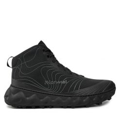 Trekkingi NNormal. Czarne botki sznurowane NNormal, bez wzorów, bez obcasa, bez zapięcia. Za 739.99 zł.