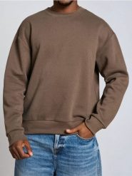Bluza crewneck z nadrukiem - brązowy. Brązowe bluzy bez kaptura Sinsay, l, bez wzorów, bez kaptura. Za 39.99 zł.