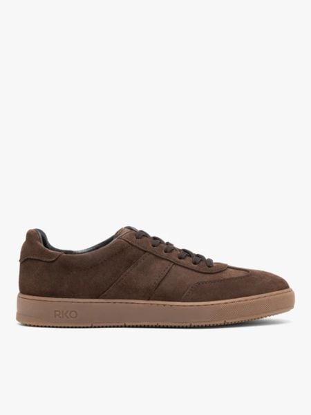 Ciemnobrązowe sportowe półbuty. Brązowe eleganckie półbuty Ryłko, bez wzorów, ze skóry, bez obcasa, na płaskiej podeszwie, bez zapięcia. Za 479.99 zł.