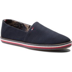 Półbuty TOMMY HILFIGER - Easy Summer Slip On FM0FM01803 Midnight 403. Eleganckie półbuty marki Tommy Hilfiger. W wyprzedaży za 169.00 zł.