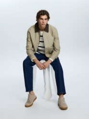 Kurtka z kołnierzem - beżowy. Brązowe kurtki Reserved, l, bez wzorów, z bawełny, bez kaptura. Za 179.99 zł.