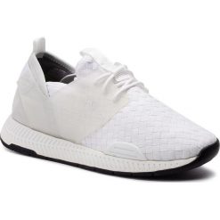 Sneakersy BOSS - Titanium 50408125 1021628401 White 100. Białe buty sportowe casual Boss, bez wzorów, z materiału. W wyprzedaży za 589.00 zł.
