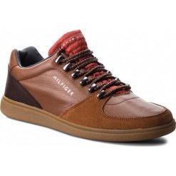 Sneakersy TOMMY HILFIGER - Core Hiking Inspired FM0FM01833 Cognac 606. Buty sportowe casual marki Tommy Hilfiger. W wyprzedaży za 279.00 zł.