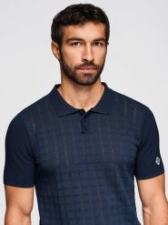 Męska wiskozowa ażurowa koszulka polo - granatowa V2 - Rozmiar: L. Niebieskie koszulki polo sportowe Ombre Clothing, na lato, l, w ażurowe wzory, z dzianiny, bez kołnierzyka, bez ramiączek. Za 209.99 zł.