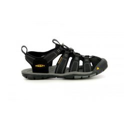 Buty trekkingowe męskie Keen Clearwater Cnx. Czarne buty trekkingowe Keen, bez wzorów, z materiału, bez zapięcia, trekkingowe. Za 714.00 zł.