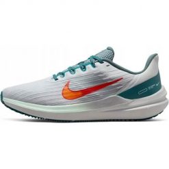 Buty do biegania męskie Nike Air Zoom Winflo 9. Białe buty do biegania Nike, bez wzorów, z gumy, bez zapięcia, do biegania. Za 471.00 zł.