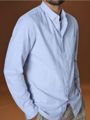 Koszula slim fit - szary. Szare koszule Sinsay, l, bez wzorów, bez kołnierzyka, bez ramiączek. Za 49.99 zł.
