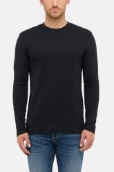 Męski Longsleeve Mustang Style Arlington Jet Black 1016875 4188. Czarne bluzki z długim rękawem Mustang, l, bez wzorów, bez kołnierzyka, bez ramiączek. Za 119.99 zł.