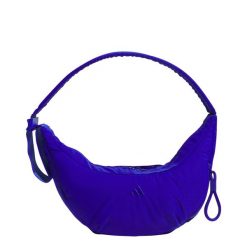 Torba na ramię Must Haves Puffy. Czarne torby na ramię Adidas, bez wzorów, na ramię, bez dodatków. Za 149.00 zł.