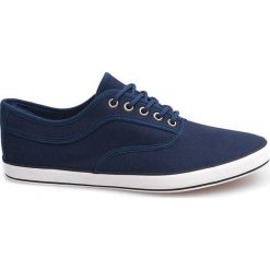 Granatowe Sznurowane trampki tenisówki B001 Marineblau. Białe trampki ButyModne, m, bez wzorów, bez zapięcia. Za 66.00 zł.