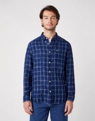 KOSZULA MĘSKA WRANGLER LS 1PKT SHIRT LIMOGES BLUE W5A11KX50 112129952. Niebieskie koszule Wrangler, m, bez wzorów, bez kołnierzyka, bez ramiączek. Za 129.99 zł.