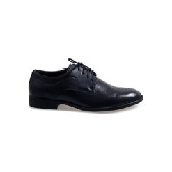Granatowe eleganckie półbuty D181502B. Eleganckie półbuty ButyModne, bez wzorów, bez obcasa, bez zapięcia. Za 89.00 zł.
