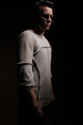 Sweter Piaskun męski. Swetry nierozpinane Hultaj Polski, l, bez wzorów, z dzianiny, bez kołnierzyka, bez ramiączek. Za 349.00 zł.