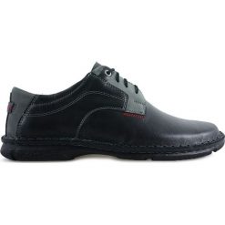 PÓŁBUTY MĘSKIE WAL 0941 CZA+SZA. Czarne eleganckie półbuty Waldi, bez wzorów, ze skóry, bez obcasa, bez zapięcia. Za 179.00 zł.