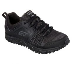 Buty trekkingowe męskie, Skechers Escape Plan. Czarne trekkingi Skechers, bez wzorów, z materiału, przed kostkę, bez zapięcia. Za 349.99 zł.