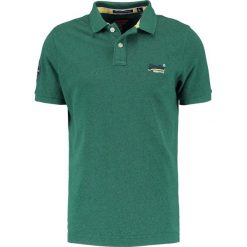 Superdry CLASSIC Koszulka polo shamrock green grit. Koszulki polo marki Superdry, z bawełny, polo. Za 209.00 zł.