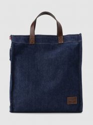 Levi's Torebka "Heritage" w kolorze granatowym - 36 x 40,3 x 16 cm - 23 l rozmiar: onesize. Niebieskie torby na ramię Levi's®, bez wzorów, z bawełny, na ramię, małe, bez dodatków. Za 186.19 zł.