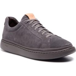 Sneakersy UGG - M Cali Sneaker Low 1020133 M/Dgtn. Buty sportowe casual marki UGG. Za 689.00 zł.