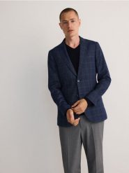 Marynarka slim fit w kratę - granatowy. Niebieskie garnitury Reserved, l, bez wzorów, z tkaniny. W wyprzedaży za 229.99 zł.