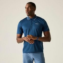 Męska koszulka polo Maverik V Quick Drying. Niebieskie koszulki polo Regatta, m, bez wzorów, z poliesteru, bez kołnierzyka, bez ramiączek. Za 136.00 zł.
