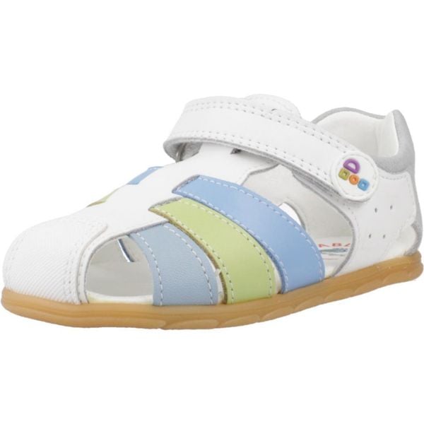 Sandały PABLOSKY 052302P Biały. Białe sandały PABLOSKY, ze skóry, bez zapięcia. Za 240.99 zł.