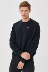 WRANGLER RICK&MORTY CREW MĘSKA BLUZA KLASYCZNA BLACK W6R1HN100 112144802. Czarne bluzy Wrangler, m, bez wzorów, bez kaptura. Za 159.99 zł.