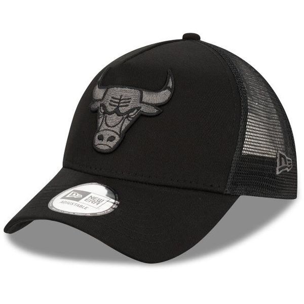 Czapka Trucker New Era NBA Chicago Bulls. Czarne czapki z daszkiem New Era, bez wzorów, z bawełny. Za 140.55 zł.