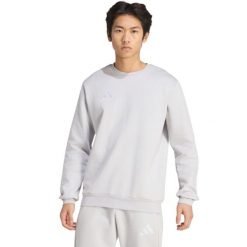 Bluza męska adidas Entrada 26 Sweat Top. Szare bluzy Adidas, m, bez wzorów, z bawełny, bez kaptura. Za 134.99 zł.