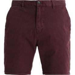 Scotch & Soda CLASSIC CHINO IN STRETCH QUALITY Szorty aubergine. Eleganckie spodnie marki Scotch & Soda. Za 309.00 zł.
