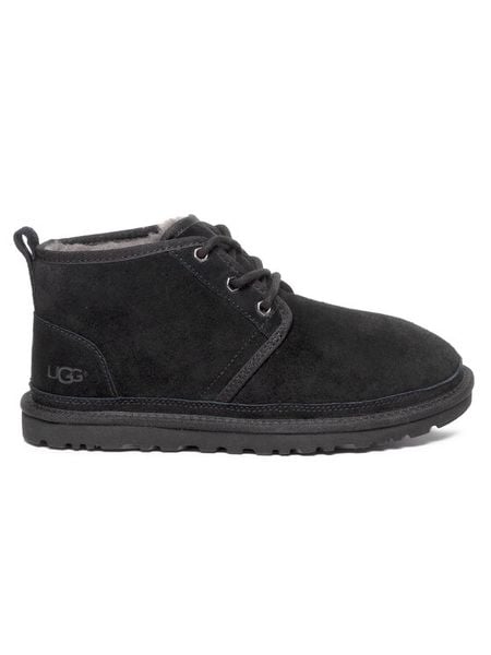 Ugg Trzewiki M Neumel 3236 Czarny. Czarne botki sznurowane UGG, bez wzorów, bez obcasa, bez zapięcia. Za 729.99 zł.