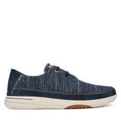 Półbuty Clarks. Niebieskie eleganckie półbuty Clarks, bez wzorów, bez obcasa, bez zapięcia. Za 389.99 zł.