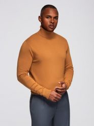 Dzianinowy męski jednokolorowy golf z wiskozą – camel V8 - Rozmiar: XL. Brązowe golfy Ombre Clothing, m, z aplikacjami, z dzianiny, bez ramiączek. W wyprzedaży za 79.99 zł.