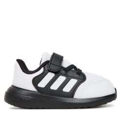 Sneakersy adidas. Białe espadryle Adidas, bez wzorów, bez obcasa, bez zapięcia. Za 94.99 zł.
