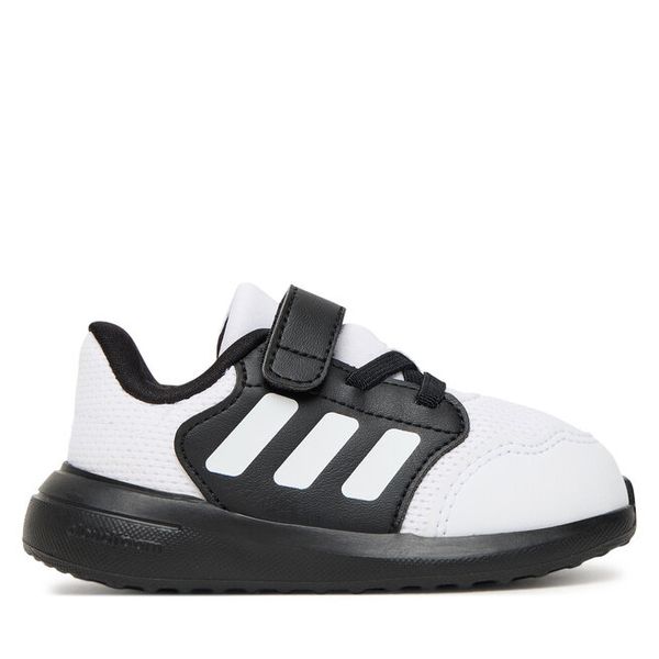 Sneakersy adidas. Białe espadryle Adidas, bez wzorów, bez obcasa, bez zapięcia. Za 94.99 zł.