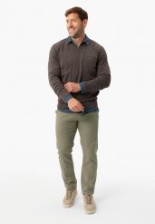 Spodnie chinosy khaki R-PARKS. Brązowe eleganckie spodnie Volcano, m, z materiału, klasyczne. Za 179.99 zł.