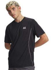 Under Armour Koszulka sportowa "Tech Sport" w kolorze czarnym rozmiar: M. Czarne t-shirty sportowe Under Armour, bez wzorów, z materiału, bez ramiączek, outdoorowe. Za 114.95 zł.