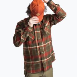 Koszula męska Pinewood Cornwall. Zielone koszule Pinewood, m, bez wzorów, bez kołnierzyka, bez ramiączek. Za 349.99 zł.