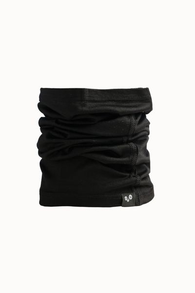 Komin na szyję trekkingowy wielofunkcyjny Woolona Merino. Czarne szaliki WOOLONA, bez wzorów, z materiału. Za 117.00 zł.