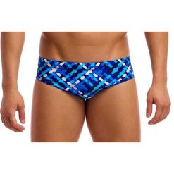 Kąpielówki męskie Funky Trunks Under Over - slipy. Niebieskie kąpielówki Funky Trunks, l, bez wzorów. Za 139.00 zł.