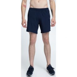 Spodenki treningowe męskie SKMF009 - ciemny granatowy. Krótkie spodenki sportowe marki 4F. W wyprzedaży za 99.99 zł.