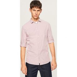 Koszula slim fit w paski - Czerwony. Koszule marki Reserved. W wyprzedaży za 49.99 zł.